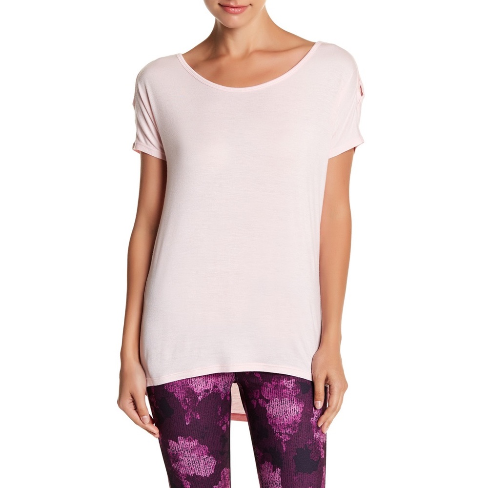 NWT Gaiam Violet Tee in Chalk Pink